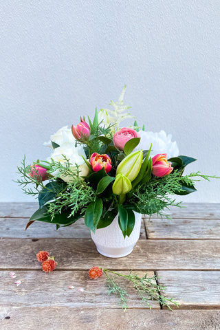 Vase Arrangement - Midi